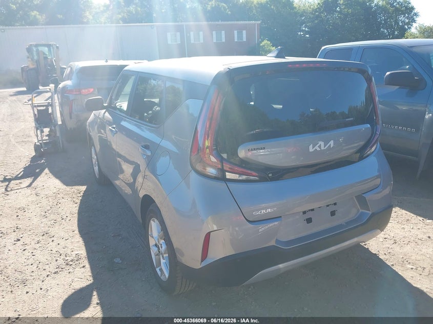 2025 Kia Soul VIN KNDJ23AU0S7924885 IAAI salvage auction — FRONT END, Salvage (Massachusetts), sold $4,800 on 2026-07-31 (photo 3)