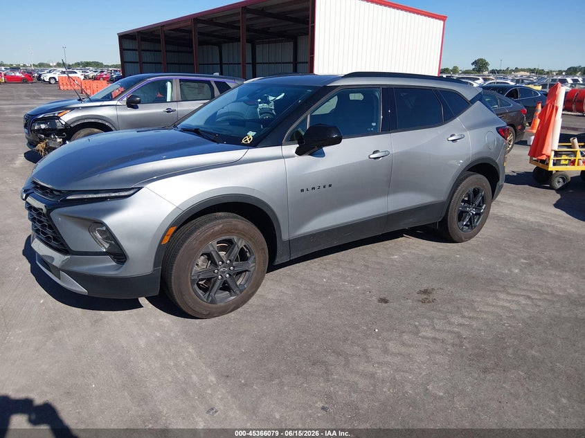 2023 Chevrolet Blazer VIN 3GNKBCR44PS137656 IAAI salvage auction — HAIL, Clear (Missouri), sold $10,100 on 2026-08-18 (photo 2)