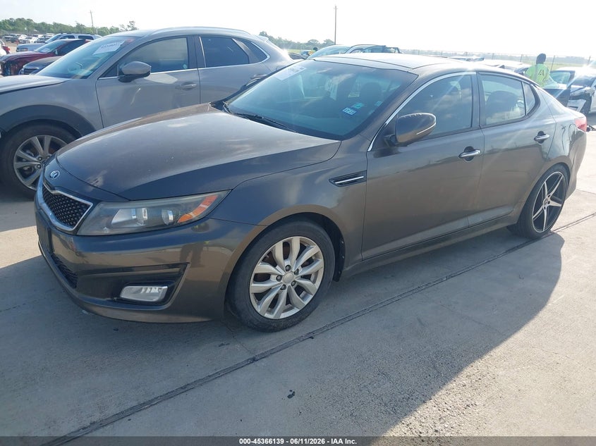 2015 Kia Optima VIN 5XXGN4A70FG401946 IAAI salvage auction — NORMAL WEAR, Original (Texas), sold $625 on 2026-07-24 (photo 2)