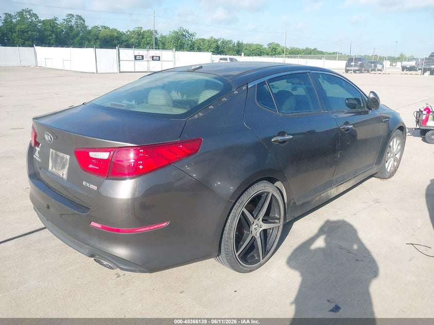 2015 Kia Optima VIN 5XXGN4A70FG401946 IAAI salvage auction — NORMAL WEAR, Original (Texas), sold $625 on 2026-07-24 (photo 4)