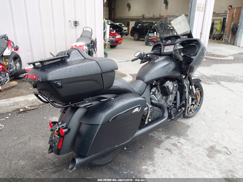 2023 Indian motorcycle co. Pursuit VIN 56KLDFRR1P3422285 IAAI salvage auction — SIDE, Wait Title, sold $9,200 on 2026-09-08 (photo 4)