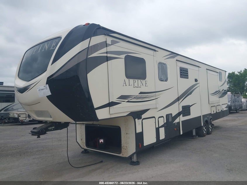 2020 Keystone Alpine VIN 4YDF3702XLE780055 IAAI salvage auction — ROOF, Clear (Arkansas), sold $18,000 on 2026-08-05 (photo 2)