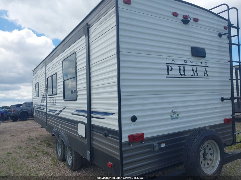 2021 Forest river Other VIN 5ZT2PUPB4M4011809 IAAI salvage auction — HAIL, Regular (South Dakota), sold $7,450 on 2026-08-26 (photo 3)