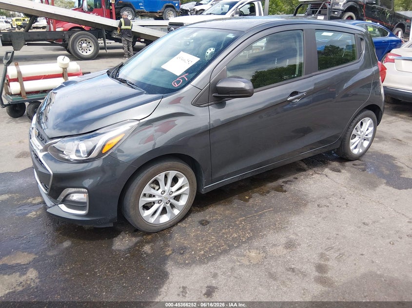 2021 Chevrolet Spark VIN KL8CD6SA4MC723292 IAAI salvage auction — RIGHT FRONT, Salvage Title, sold $825 on 2026-08-01 (photo 2)