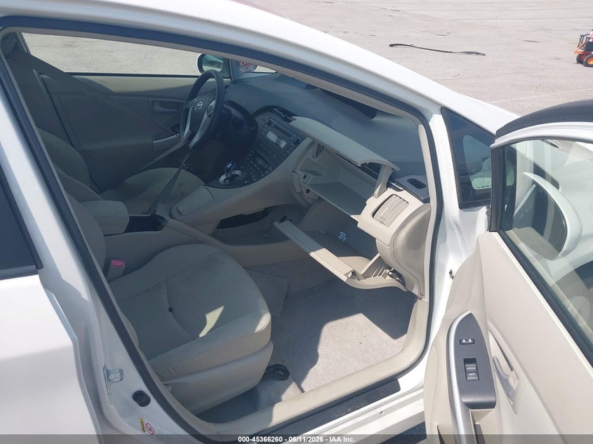 2011 Toyota Prius VIN JTDKN3DU4B5324180 IAAI salvage auction — LEFT SIDE, Salvage (Kentucky), sold $1,550 on 2026-07-23 (photo 5)