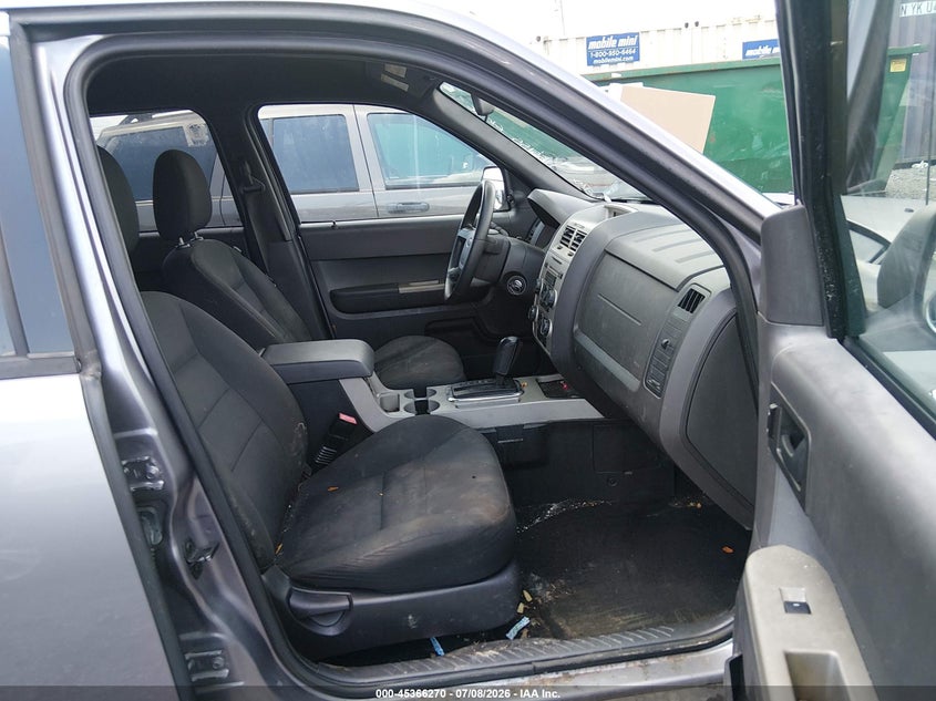 2008 Ford Escape VIN 1FMCU03188KD65155 IAAI salvage auction — NORMAL WEAR, Clear (Tennessee), sold $250 on 2026-07-16 (photo 5)