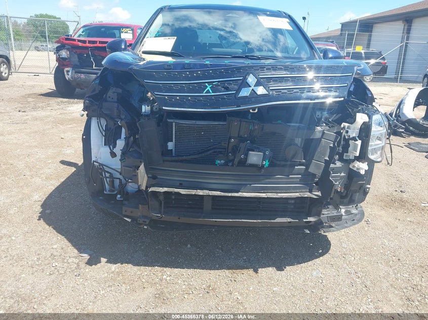 2024 Mitsubishi Outlander VIN JA4J4VA85RZ014599 IAAI salvage auction — FRONT END, Salvage Title, sold $8,100 on 2026-07-23 (photo 6)