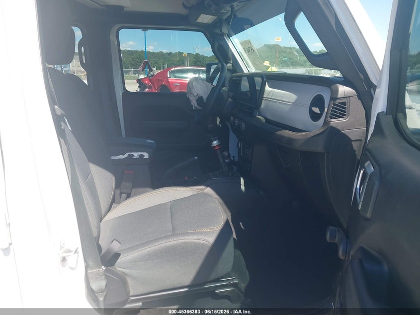 2024 Jeep Wrangler / VIN 1C4PJXDG7RW200878 IAAI salvage auction — FRONT END, Salvage (Illinois), sold $8,600 on 2026-07-11 (photo 5)