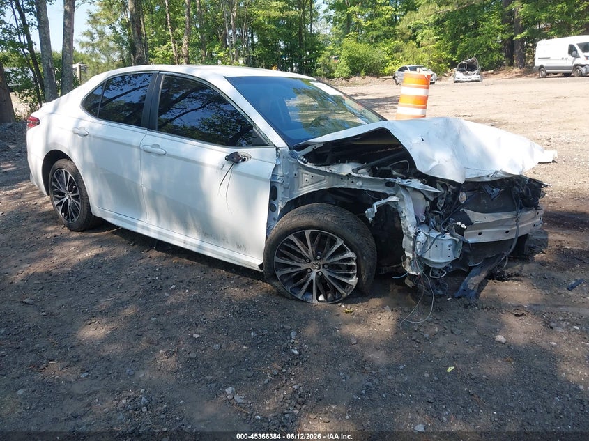 2018 Toyota Camry VIN JTNB11HK6J3002798 IAAI salvage auction — FRONT END, Salvage (Virginia), sold $2,600 on 2026-07-28 (photo 1)