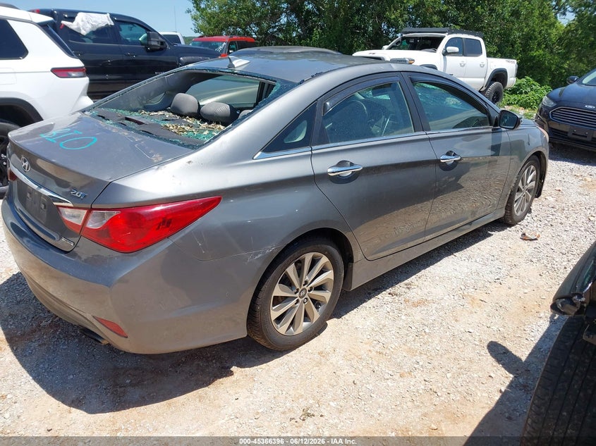 2014 Hyundai Sonata VIN 5NPEC4AB6EH885660 IAAI salvage auction — BIO HAZARD, Clear (Missouri), sold $125 on 2026-07-13 (photo 4)