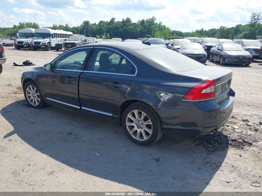 2011 Volvo S80 VIN YV1940AS2B1147018 IAAI salvage auction — NORMAL WEAR, Clear (Massachusetts), sold $375 on 2026-07-22 (photo 3)