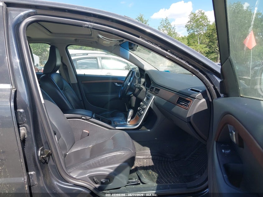 2011 Volvo S80 VIN YV1940AS2B1147018 IAAI salvage auction — NORMAL WEAR, Clear (Massachusetts), sold $375 on 2026-07-22 (photo 5)