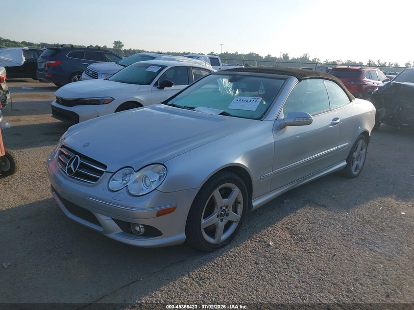 2007 Mercedes-benz Clk-klasse VIN WDBTK72F57T076869 IAAI salvage auction — REAR END, Salvage (Louisiana), sold $400 on 2026-07-28 (photo 2)