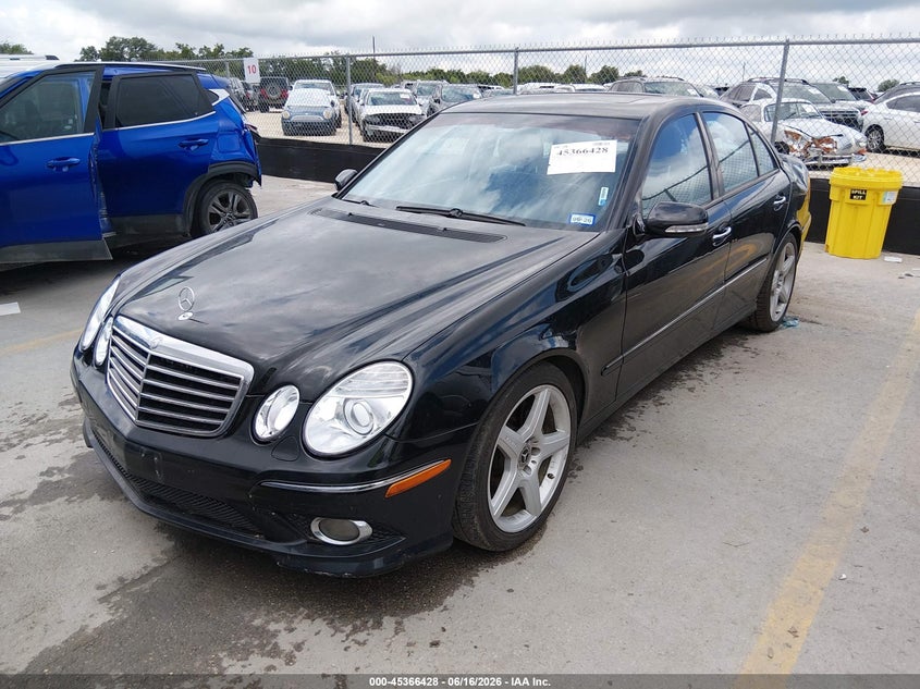 2009 Mercedes-benz E-class VIN WDBUF56X49B417526 IAAI salvage auction — ROOF, Salvage (Texas), sold $650 on 2026-07-16 (photo 2)
