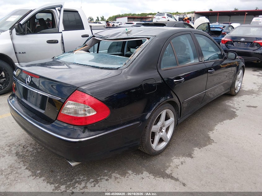 2009 Mercedes-benz E-class VIN WDBUF56X49B417526 IAAI salvage auction — ROOF, Salvage (Texas), sold $650 on 2026-07-16 (photo 4)