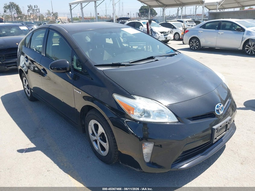 2013 Toyota Prius VIN JTDKN3DU8D5665021 IAAI salvage auction — THEFT, Salvage (California), sold $3,000 on 2026-07-05 (photo 1)