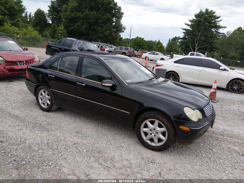 2002 Mercedes-benz C class VIN WDBRF61J82F210375 IAAI salvage auction — NORMAL WEAR, Clear (Alabama), sold $475 on 2026-07-27 (photo 1)