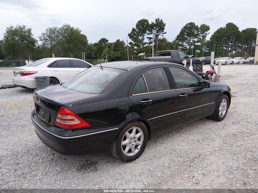 2002 Mercedes-benz C class VIN WDBRF61J82F210375 IAAI salvage auction — NORMAL WEAR, Clear (Alabama), sold $475 on 2026-07-27 (photo 4)