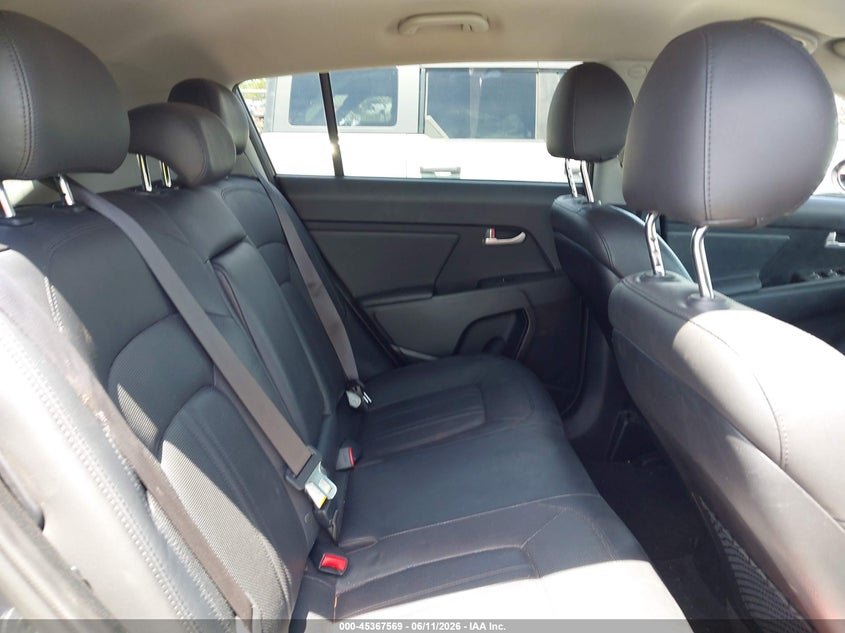 2014 Kia Sportage VIN KNDPCCA65E7664934 IAAI salvage auction — NORMAL WEAR, Clear (Michigan), sold $1,050 on 2026-07-09 (photo 8)