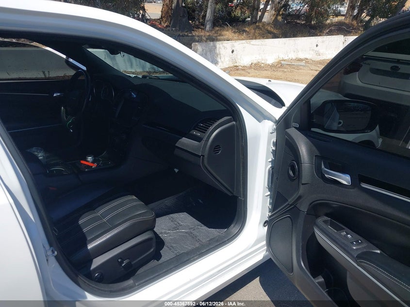 2021 Chrysler 300 VIN 2C3CCABGXMH541230 IAAI salvage auction — LEFT FRONT, Wait Title, sold $7,550 on 2026-08-18 (photo 5)