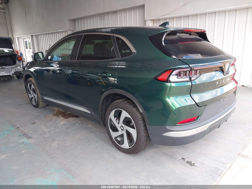 2025 Vinfast Vf 8 VIN RLLV1AEB7SH011896 IAAI salvage auction — FRONT END, Rebuildable (Florida), sold $4,800 on 2026-07-23 (photo 3)