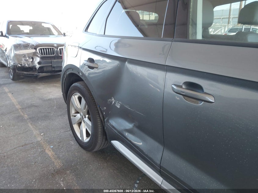 2018 Audi Q5 VIN WA1ANAFY0J2026154 IAAI salvage auction — SIDE, Salvage Title, sold $5,900 on 2026-07-28 (photo 6)