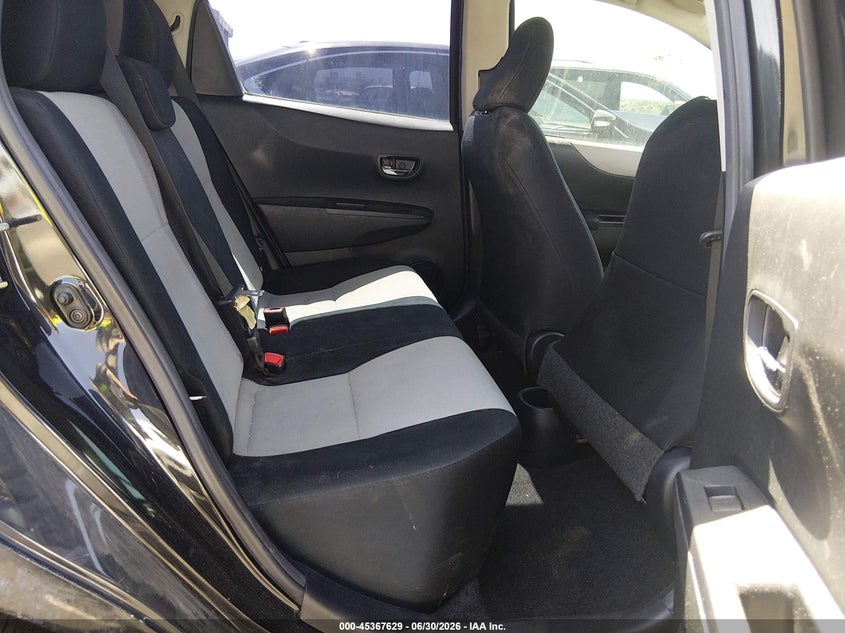 2013 Toyota Yaris VIN JTDKTUD39BB549528 IAAI salvage auction — NORMAL WEAR, Salvage Title, sold $3,700 on 2026-07-17 (photo 8)
