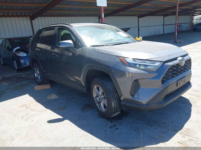 2025 Toyota Rav 4 VIN JTMRWRFV3SD330482 IAAI salvage auction — SIDE, Salvage (California), sold $25 on 2026-07-29 (photo 1)