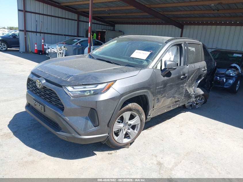 2025 Toyota Rav 4 VIN JTMRWRFV3SD330482 IAAI salvage auction — SIDE, Salvage (California), sold $25 on 2026-07-29 (photo 2)