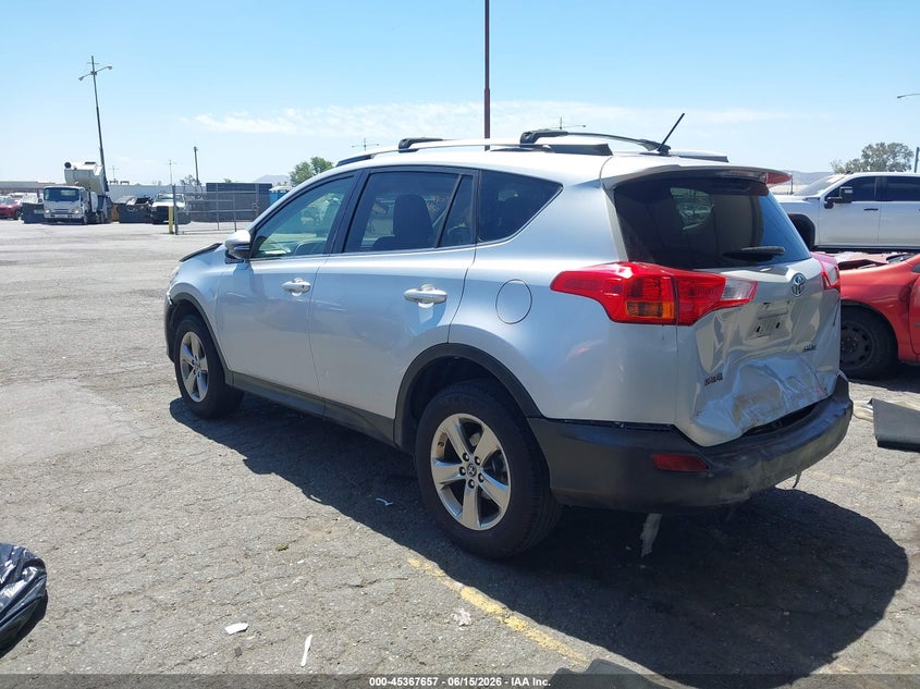 2015 Toyota Rav 4 VIN JTMWFREV3FD053424 IAAI salvage auction — FRONT & REAR, Salvage Title, sold $2,950 on 2026-07-21 (photo 3)