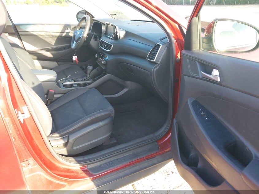 2019 Hyundai Tucson VIN KM8J3CA43KU888054 IAAI salvage auction — FRONT END, Rebuildable (Florida), sold $3,000 on 2026-07-29 (photo 5)