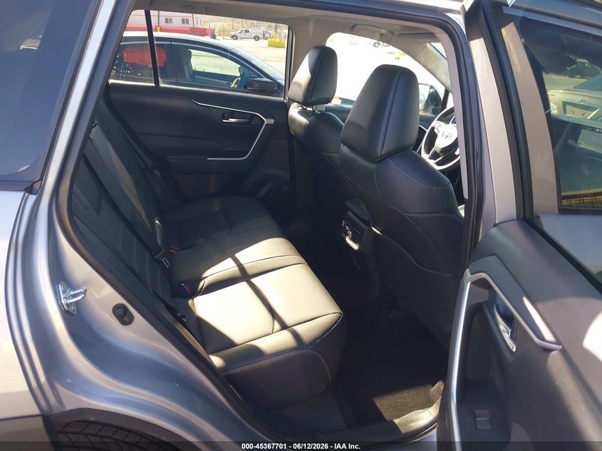 2025 Toyota Rav 4 VIN 2T3A1RFV8SW599186 IAAI salvage auction — LEFT FRONT, Salvage Title, sold $16,900 on 2026-07-29 (photo 8)