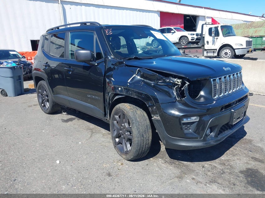 2021 Jeep Renegade VIN ZACNJDBB7MPM77725 IAAI salvage auction — RIGHT FRONT, Salvage (Oregon), sold $3,300 on 2026-08-20 (photo 1)