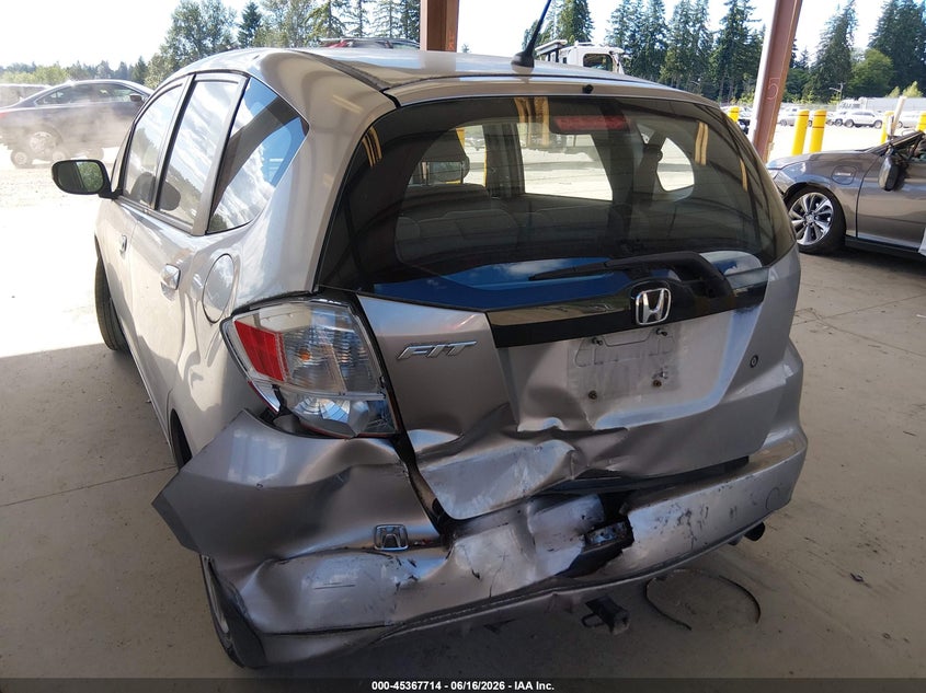 2009 Honda Fit VIN JHMGE88209S054466 IAAI salvage auction — REAR END, Bill Of Sale (Washington), sold $475 on 2026-07-08 (photo 6)