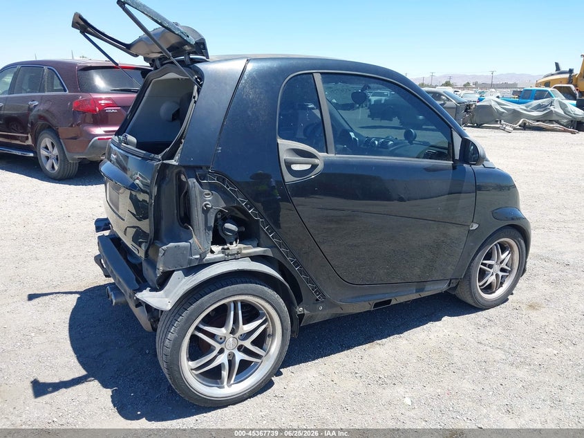 2009 Smart Fortwo VIN WMEEJ31X59K260378 IAAI salvage auction — REAR END, Salvage (California), sold $1,000 on 2026-07-23 (photo 4)