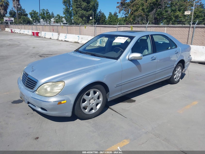 2000 Mercedes-benz S class VIN WDBNG75J9YA132271 IAAI salvage auction — NORMAL WEAR, Salvage (California), sold $400 on 2026-07-20 (photo 2)
