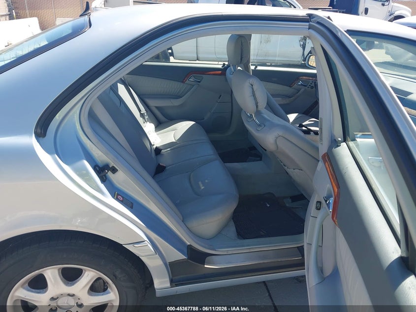 2000 Mercedes-benz S class VIN WDBNG75J9YA132271 IAAI salvage auction — NORMAL WEAR, Salvage (California), sold $400 on 2026-07-20 (photo 8)