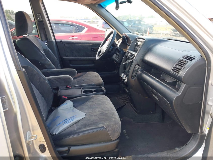 2004 Honda Cr-v VIN SHSRD78814U223047 IAAI salvage auction — NORMAL WEAR, Clear (New York), sold $600 on 2026-07-28 (photo 5)