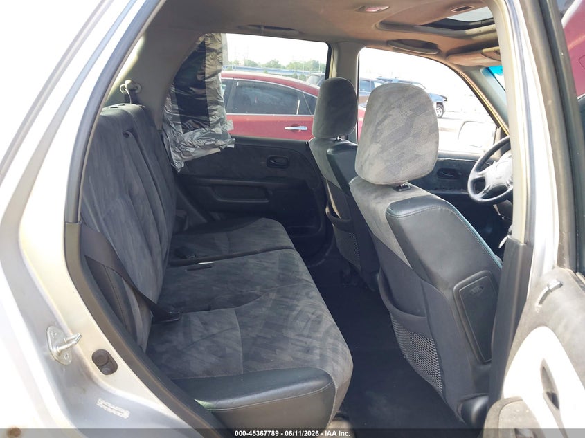 2004 Honda Cr-v VIN SHSRD78814U223047 IAAI salvage auction — NORMAL WEAR, Clear (New York), sold $600 on 2026-07-28 (photo 8)