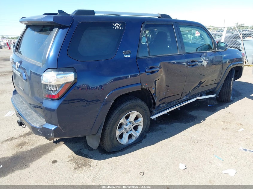 2022 Toyota 4runner VIN JTEFU5JR2N5263959 IAAI salvage auction — RIGHT SIDE, Salvage Title, sold $10,100 on 2026-07-29 (photo 4)