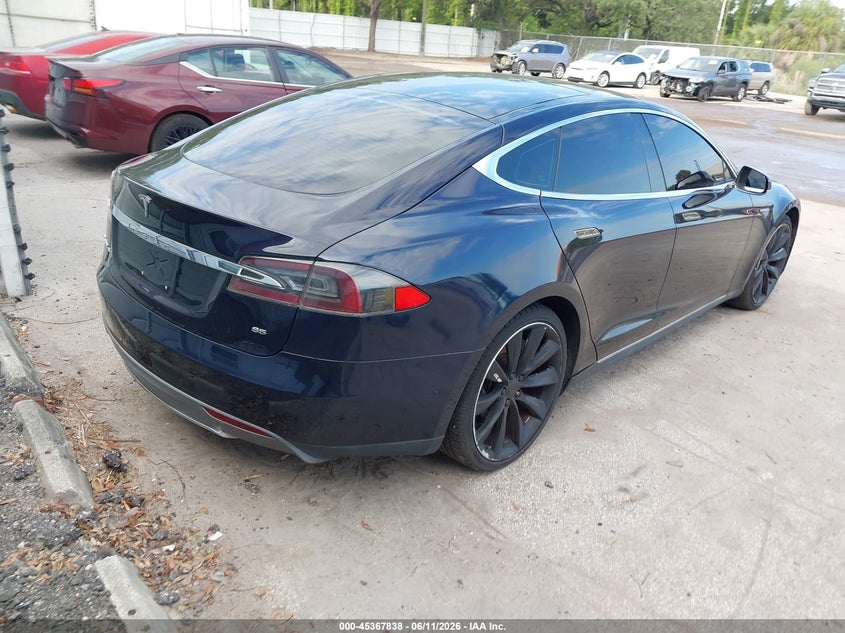 2014 Tesla Model s VIN 5YJSA1H17EFP61268 IAAI salvage auction — FRONT END, Clear (Florida), sold $2,550 on 2026-07-22 (photo 4)