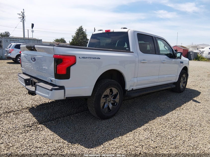 2025 Ford F-150 VIN 1FT6W3LU9SWG26543 IAAI salvage auction — FRONT END, Salvage (Oregon), sold $18,100 on 2026-07-30 (photo 4)