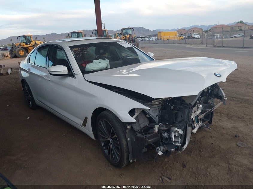 2021 BMW VIN WBA53BH01MWW93111 IAAI salvage auction — FRONT END, Salvage (Arizona), sold $1,450 on 2026-07-28 (photo 1)