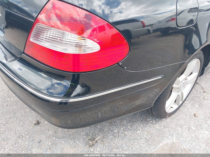2008 Mercedes-benz Clk-class VIN WDBTK56F18F236454 IAAI salvage auction — RIGHT REAR, Original (Texas), sold $700 on 2026-07-08 (photo 6)