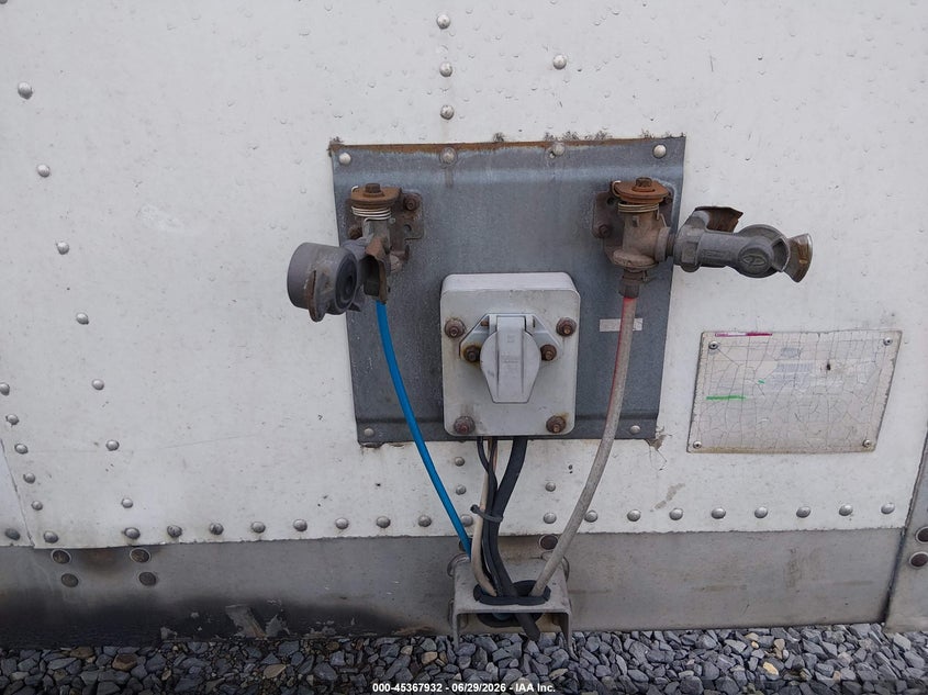 2012 Wabash national corp Semi trailer VIN 1JJV532D3CL721111 IAAI salvage auction — SIDE, Salvage (West Virginia), sold $25 on 2026-07-22 (photo 7)