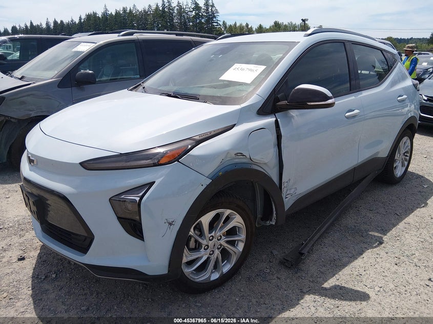 2023 Chevrolet Bolt euv VIN 1G1FY6S04P4157044 IAAI salvage auction — NORMAL WEAR, Salvage (Texas), sold $7,400 on 2026-07-30 (photo 2)