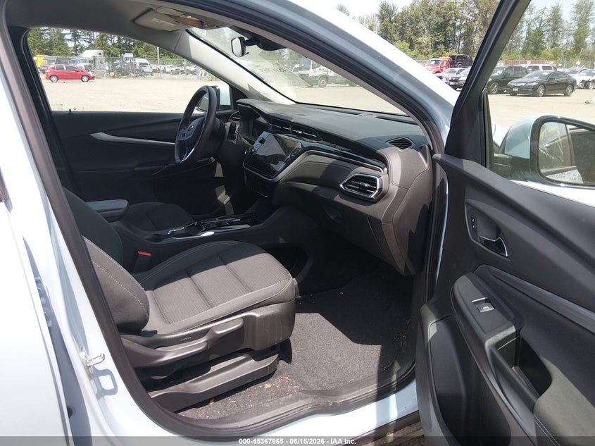2023 Chevrolet Bolt euv VIN 1G1FY6S04P4157044 IAAI salvage auction — NORMAL WEAR, Salvage (Texas), sold $7,400 on 2026-07-30 (photo 5)