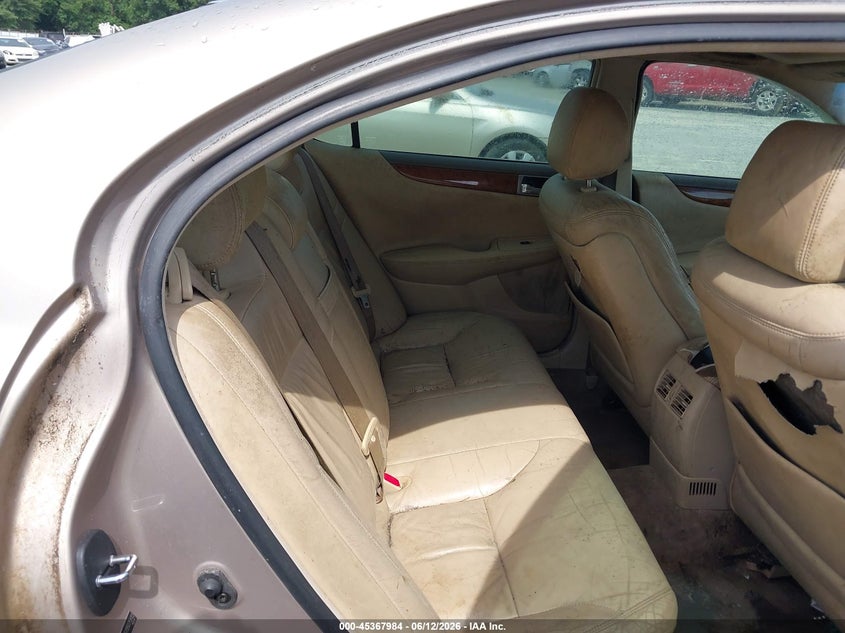 2005 Lexus Es 330 VIN JTHBA30G155075612 IAAI salvage auction — NORMAL WEAR, Repossession Paperwork (Georgia), sold $550 on 2026-07-13 (photo 8)
