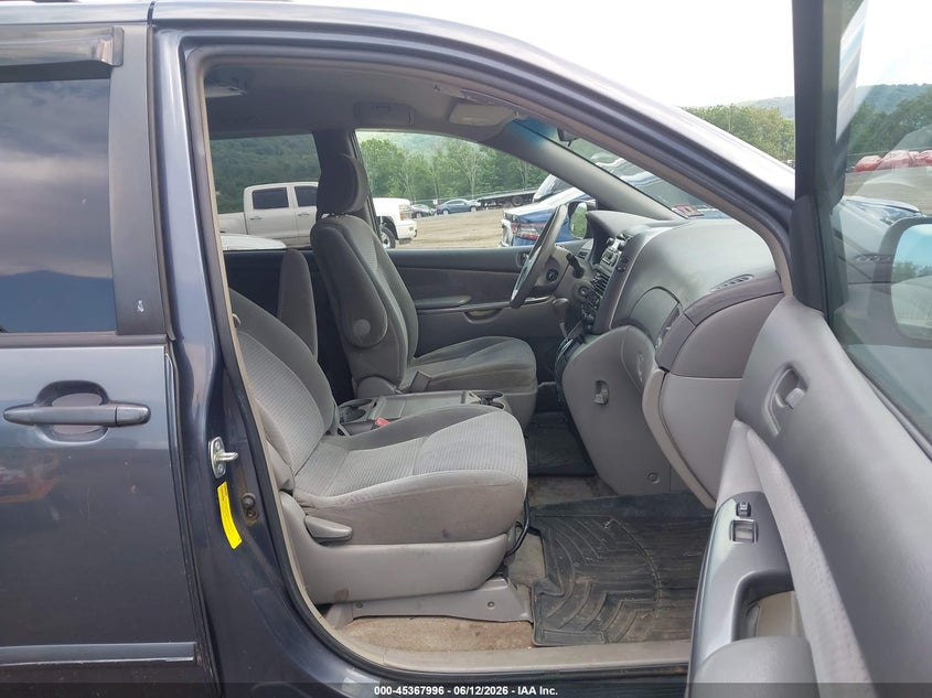 2006 Toyota Sienna VIN 5TDZA23C66S396723 IAAI salvage auction — NORMAL WEAR, Clear (New Jersey), sold $575 on 2026-07-16 (photo 5)