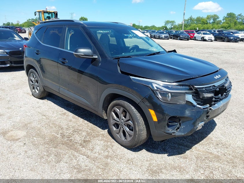 2024 Kia Seltos VIN KNDEU2AA9R7588725 IAAI salvage auction — FRONT END, Salvage (Illinois), sold $4,000 on 2026-07-29 (photo 1)